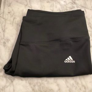 Adidas Black Climalite Crop Pants. Size XL. Inseam Length in Photo.
